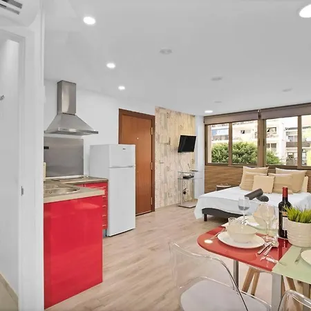 Estudio Con Encanto En Pleno Centro De - Ramon Y Cajal 17 2 D